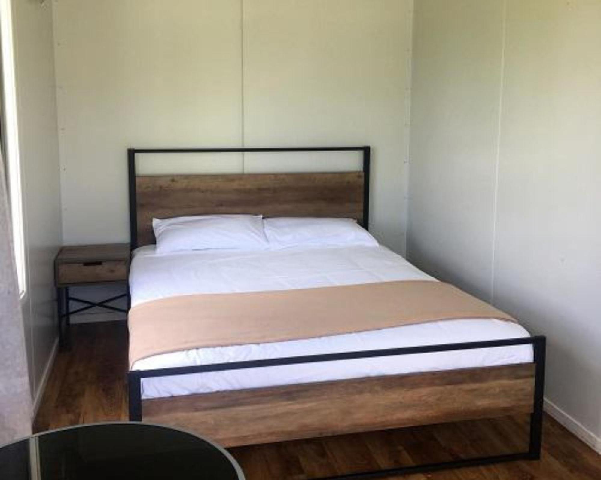 Otorohanga Kiwi Holiday Park Room photo